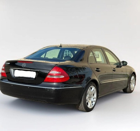 Mercedes-Benz Klasa E cena 27900 przebieg: 202000, rok produkcji 2002 z Leszno małe 232